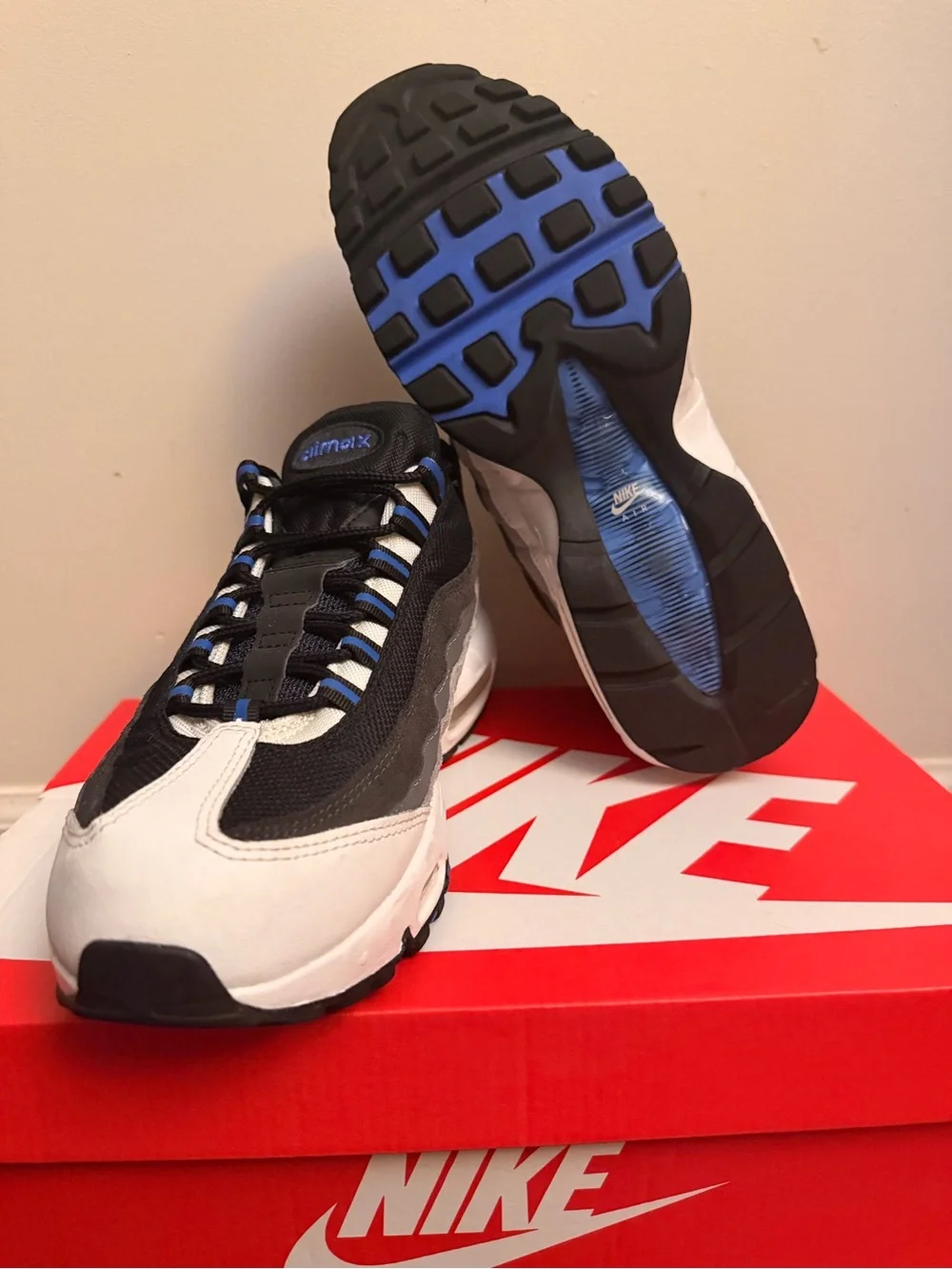 Nike Air Max 95 – Black / Medium Blue / Anthracite – Men’s Size 9.5